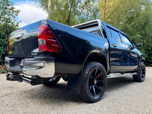 Image for 2017 Toyota Hilux D-4D INVINCIBLE DC 4WD *Auto…Leather…Full Service History* 
