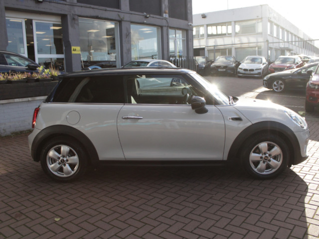 Image for 2018 Mini Cooper D 1.5 DIESEL AUTO SPORT 3DR HATCHBACK // ONLY 103000 KMS // IMMACULATE CONDITION//ONE OWNER CAR//BUY WITH CONFIDENCE AA AND SIMI APPROVED DEALER 2026 // FINANCE ARRANGED // ALL TRADE INS WELCOME //