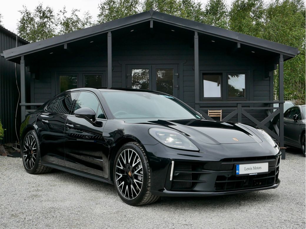 Image for 2025 Porsche Panamera 4 PDK E-HYBRID, BOSE , TILT AND SLIDE PAN ROOF, AIR SUSPENSION, ADAPTIVE CRUISE CONTROL