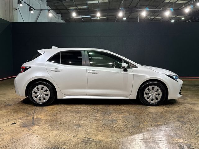 Image for 2021 Toyota Corolla 1.8 HYBRID SPORT - CRUISE CONTROL - REAR CAMERA - MULTI FUNCTION STEERING WHEEL - HEATING / AC CONTROLS 