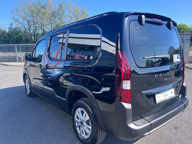 Image for 2026 Peugeot Rifter Allure, Wheelchair Accessible