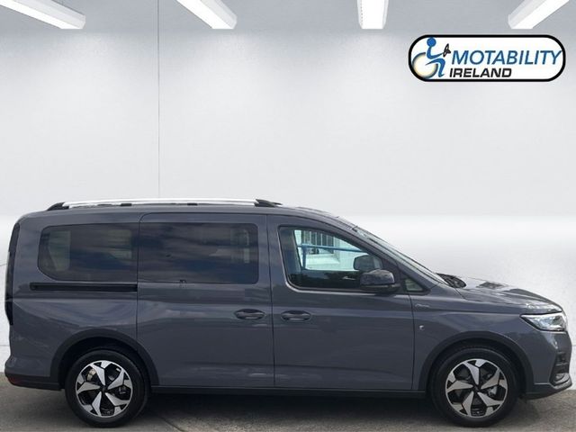 Image for 2025 Ford Tourneo Connect Active Wheelchair Accessible