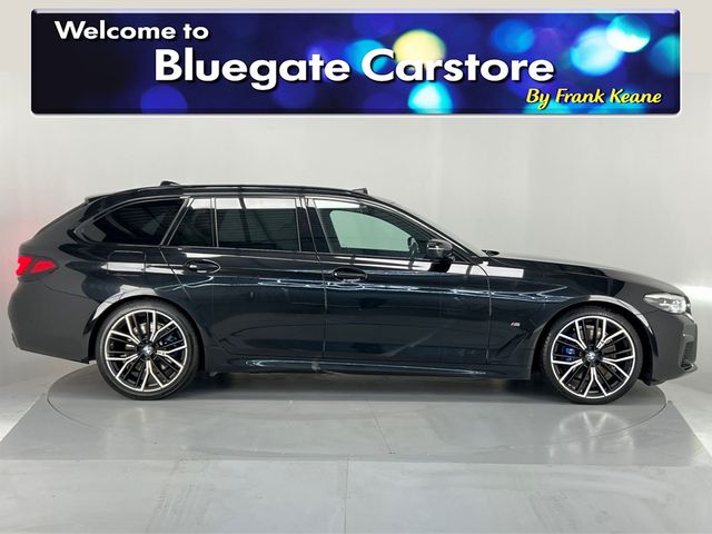 Image for 2022 BMW 5 Series AUTO M SPORT TOURING**20 INCH ALLOYS**CREAM LEATHER INTERIOR**FRONT HEATED SEATS**SATNAV**REVERSE CAMERA**PARKING SENSORS**DUAL CLIMATE CONTROL**PANORAMIC SUNROOF**TOUCH SCREEN MEDIA**BLUETOOTH**