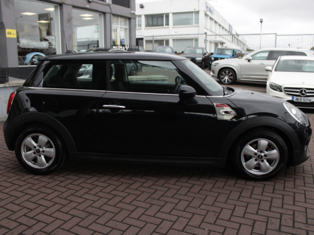 Image for 2019 Mini Cooper 1.5D COOPER SPORT 3DR HATCHBACK AUTOMATIC // STUNNING LOOKING CAR // BUY WITH CONFIDENCE AA AND SIMI APPROVED DEALER 2026 // FINANCE ARRANGED // ALL TRADE INS WELCOME //