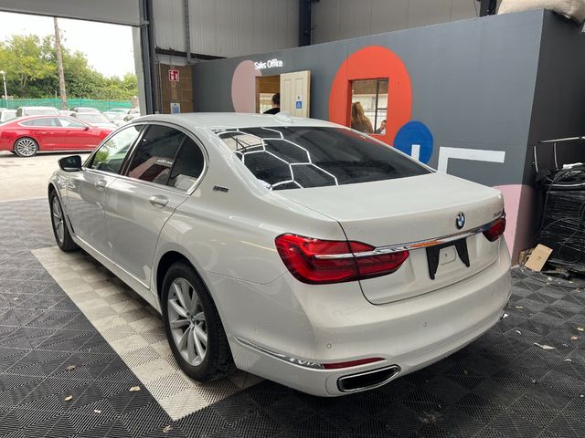 Image for 2016 BMW 7 Series 2016 BMW 740E iPERFORMANCE 2.0 AUTOMATIC / CRUISE CONTROL / PARKING CAMERA / ELECTRIC MEMORY & HEATED SEATS / AMBIENT LIGHTS AND MORE