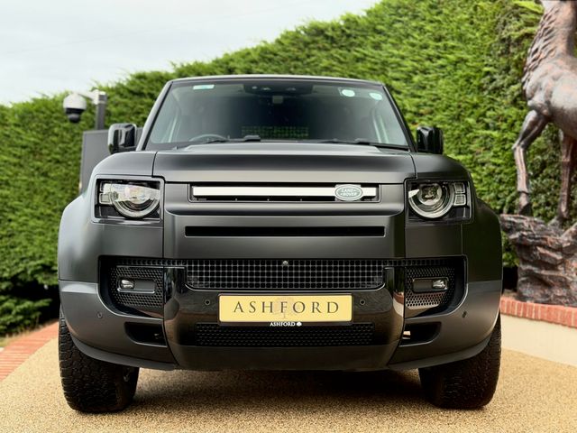 Image for 2023 Land Rover Defender 90 3.0D Hard TOP SE 2