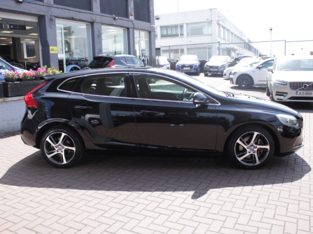 Image for 2016 Volvo V40 D4 ESTATE 5DR AUTOMATIC 2.0 // WITH 122, 000 KM'S // BUY WITH CONFIDENCE AA AND SIMI APPROVED DEALER 2026 // FINANCE ARRANGED // ALL TRADE INS WELCOME //