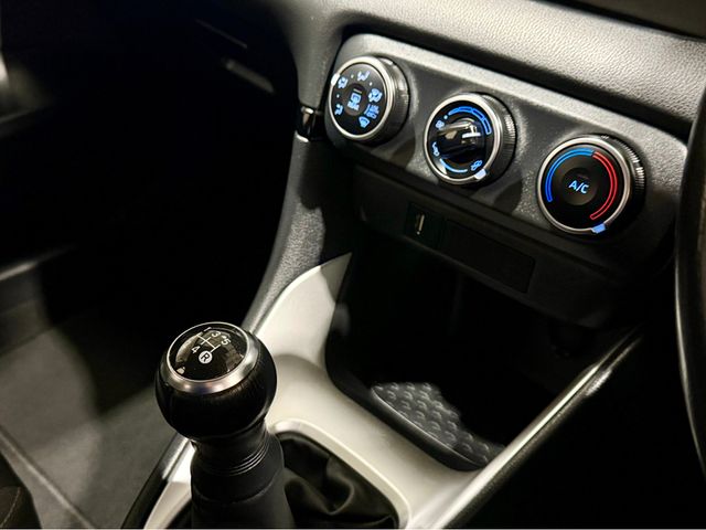 Image for 2022 Toyota Yaris 1.0 LUNA 4DR