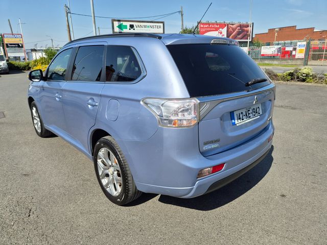 Image for 2014 Mitsubishi Outlander PHEV Intense+