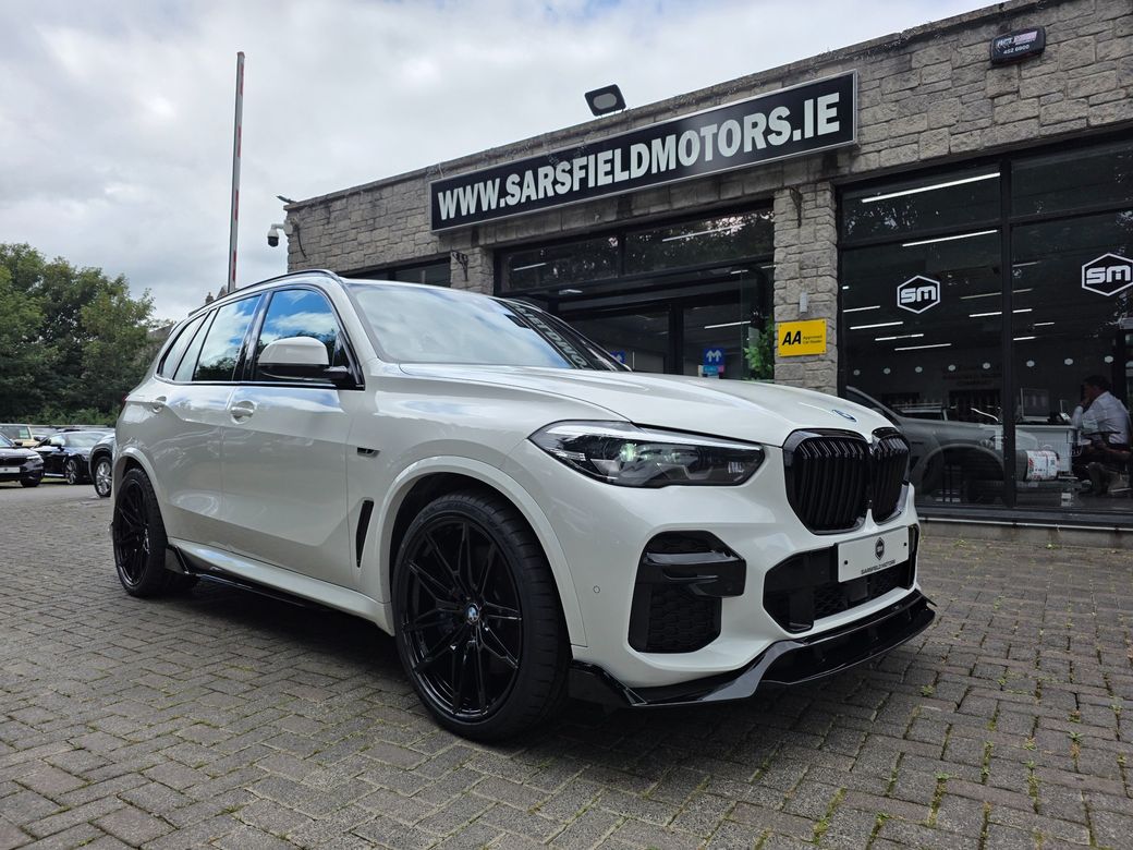 Image for 2021 BMW X5 3.0 45E M-SPORT AUTO. HUGE SPEC. FINANCE ARRANGED. SIMI. AA APPROVED.