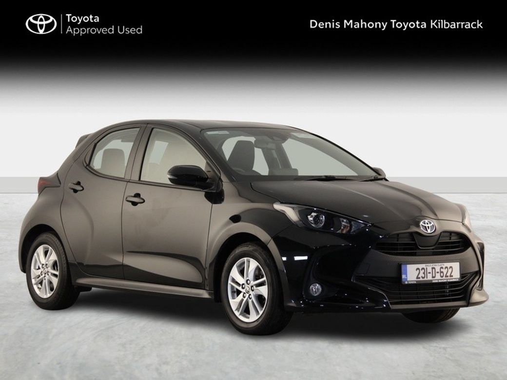 Image for 2023 Toyota Yaris Luna