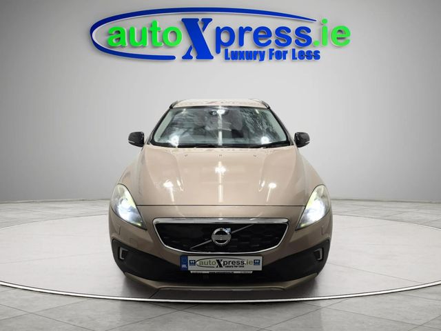 Image for 2014 Volvo V40 1.6 T4 Cross Country Automatic, Reversing camera