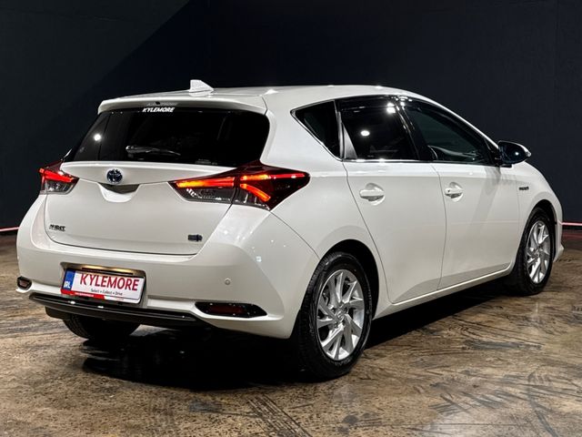Image for 2018 Toyota Auris 1.8 HYBRID AUTOMATIC - A/C HEATING CONTROLS - REVERSE CAMERA