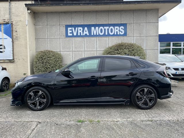 Image for 2018 Honda Civic EX VTEC AUTOMATIC 1.0 PETROL //HIGH SPEC//FULL LEATHER HEATED SEATS//PANORAMIC GLASS ROOF//REVERSE CAMERA//KEYLESS ENTRY//ADAPTIVE CRUISE CONTROL//SAT NAV//