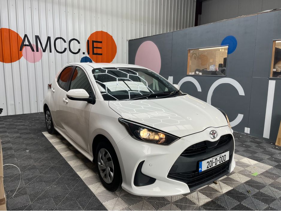 Image for 2020 Toyota Yaris 2020 TOYOTA YARIS X 1.0 AUTOMATIC / REVERSE CAMERA AND MORE