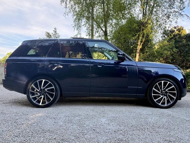 Image for 2019 Land Rover Range Rover P400 VOGUE…*Opening Sunroof…TV…Amazing Specification* 