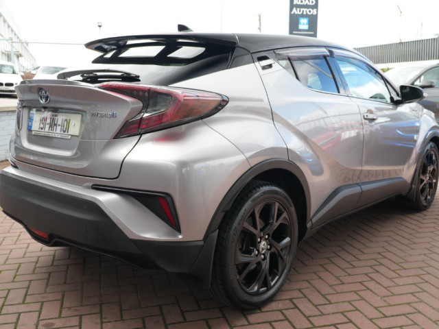 Image for 2019 Toyota C-HR Hybrid Luna Sport 4DR Auto