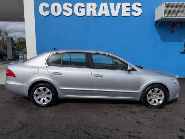 Image for 2013 Skoda Superb AMB GL 1.6tdi 105HP 4DR * HEATED SEATS / BLUETOOTH * 