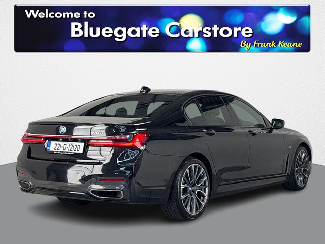 Image for 2022 BMW 7 Series 745E E LCI**PANORAMIC SUNROOF**HEATED MULTIFUNCTIONAL STEERING WHEEL**FRONT HEATED ELECTRIC SEATS**REAR HEATED SEATS**SOFT CLOSING DOORS**HARMON KARDON**APPLE CARPLAY**ELECTRIC TAILGATE**