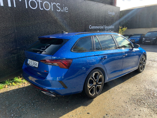 Image for 2021 Skoda Octavia 2.0 TDI 200 BHP RS DSG COMBI // ONE OWNER // DOCUMENTED SERVICE HISTORY // GREAT CONDITION // 11/27 NCT // SPORT SEATS, ELECTRIC TAILGATE AND UPGRADED ALLOY WHEELS // 