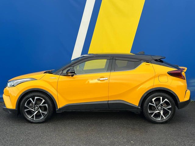 Image for 2019 Toyota C-HR 1.8 HYBRID // HALF LEATHER HEATED SEATS // PARKING SENSORS // ADAPTIVE CRUISE CONTROL // DIAMOND CUT ALLOYS