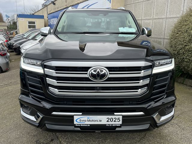 Image for 2025 Toyota Landcruiser AMAZON 3.3 DIESEL AUTOMATIC //MASSIVE SPEC//BRAND NEW//DELIVERY MILES//HEATED/COOLED FRONT AND REAR SEATS//FULL LEATHER ELECTRIC SEATS//360 PARKING CAMERAS//JBL SOUND SYSTEM//