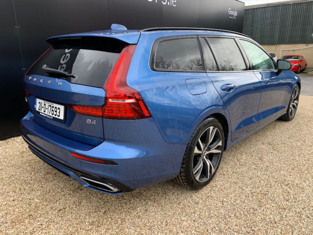 Image for 2021 Volvo V60 2.0 B4 197 BHP DSL R-DESIGN AUTO // ONE OWNER // FULL SERVICE HISTORY // STUNNING CONDITION 02/27 NCT // €270 ROAD TAX // 