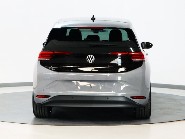 Image for 2022 Volkswagen ID.3 *67* LIFE