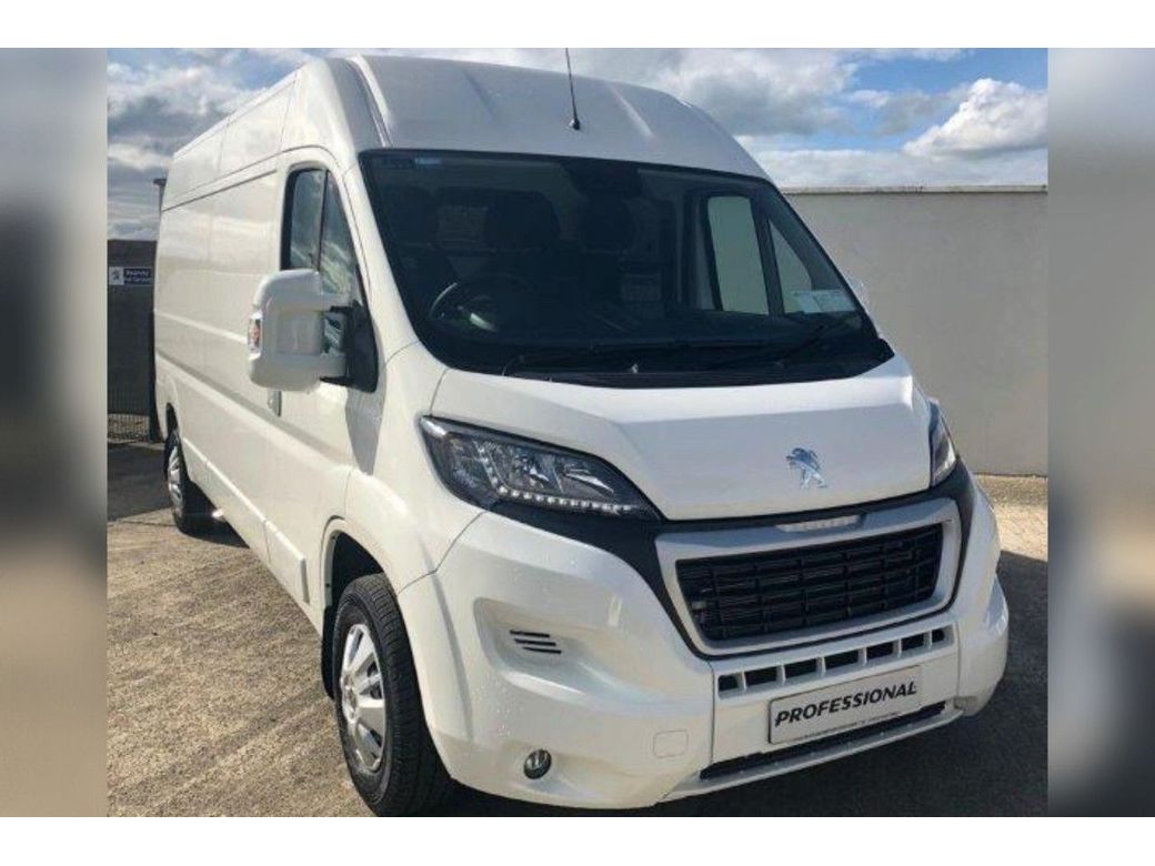 Image for 2023 Peugeot Boxer Prof 335 L3 H2 2.2 Diesel 140bhp *Look Pack*