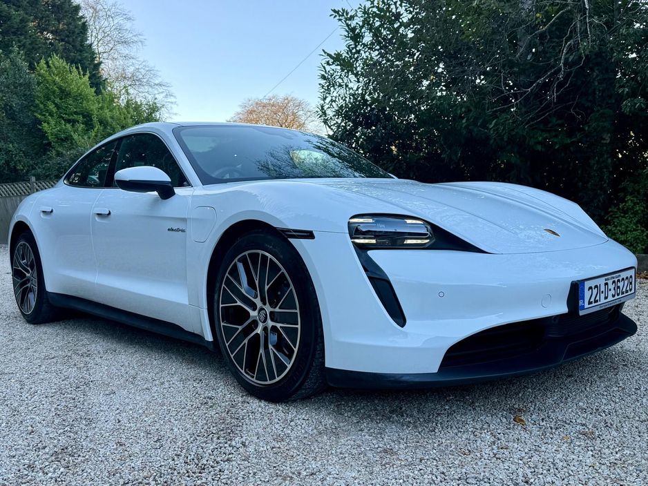 Image for 2022 Porsche Taycan 5 SEAT PERFORMANCE BATTERY PLUS