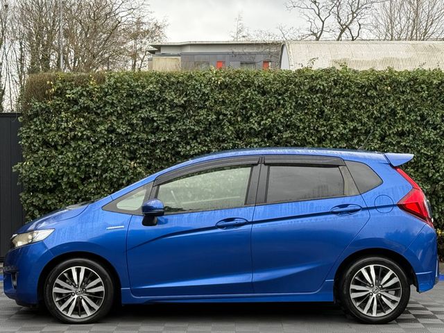 Image for 2016 Honda Fit SPORT 1.5 HYBRID // DIAMOND CUT ALLOYS // SERVICE HISTORY // PADDLE SHIFT