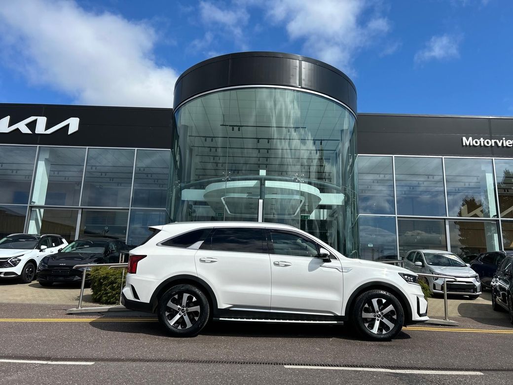Image for 2023 Kia Sorento 232 2.2D 5 Seater PREMIUM SPEC Automatic Warranty till 2030** 1 owner from new! , Touch Screen Infotainment System, Wireless Smartphone Control, Rear Parking Sensors, Reversing Camera, Bluetooth 
