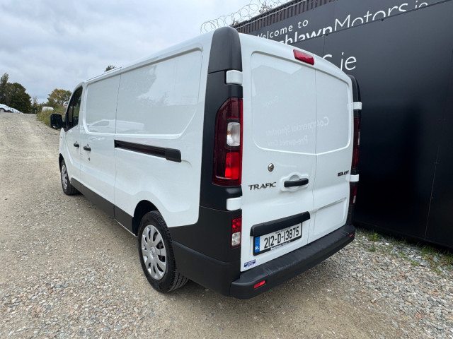 Image for 2021 Renault Trafic 2.0 DC 120 PS LL30 BUSINESS LWB // PRICE EXCL. VAT // ONE OWNER // GREAT CONDITION // 05/26 CVRT // 