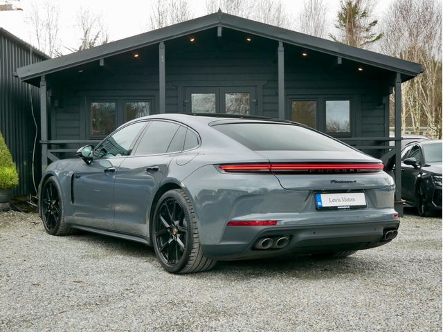 Image for 2025 Porsche Panamera 4 PDK **DEPOSIT TAKEN**