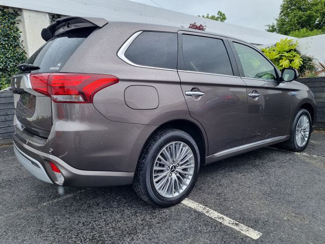 Image for 2020 Mitsubishi Outlander 2.4 PHEV / INTENSE SAFETY PACK / TOP SPEC / LOW MILEAGE / TAX €170