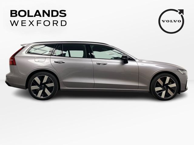Image for 2026 Volvo V60 Plus T6 AWD Plug-in hybrid electric/petrol 