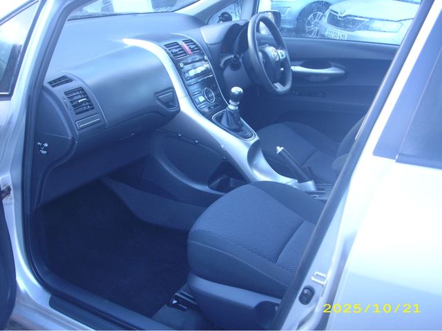 Image for 2011 Toyota Auris 1.4 D-4D TR 5DR