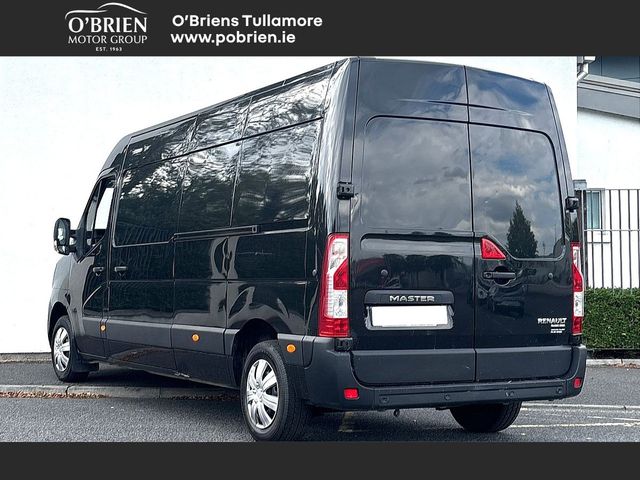 Image for 2022 Renault Master FWD LM35 BLUE DCI 135 PRICE + VAT