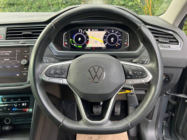 Image for 2022 Volkswagen Tiguan LIFE 1.4 TSI PLUG-IN HYBRID // FULL SERVICE HISTORY // APPLE CARPLAY/ANDROID AUTO // ADAPTIVE CRUISE CONTROL