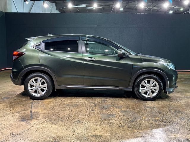 Image for 2017 Honda Vezel 1.5 HYBRID SUV - FACTORY ALLOYS - PADDLE SHIFT - CRUISE CONTROL - REAR CAMERA - HONDA SENSING