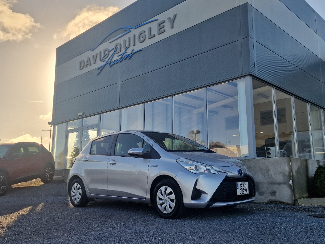 Image for 2019 Toyota Yaris VITZ YARIS HYBRID HP130 5DR AUTO