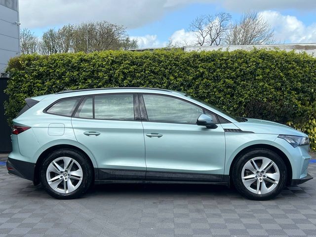 Image for 2023 Skoda Enyaq IV 60 // VERY LOW MILEAGE // APPLE CARPLAY/ANDROID AUTO // DIGITAL CLUSTER