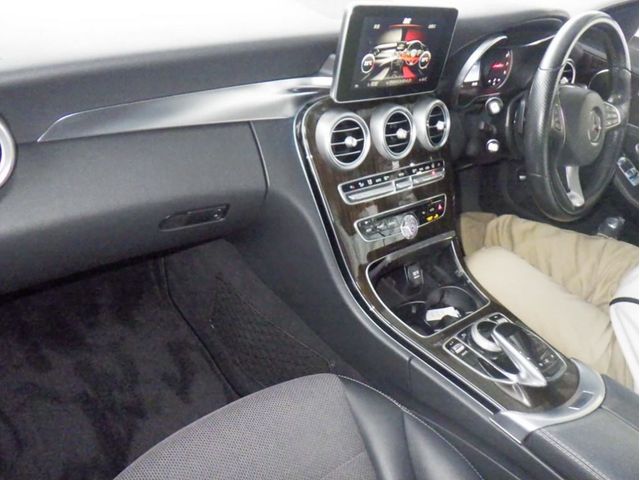 Image for 2015 Mercedes-Benz C Class 2.0 Petrol Auto
