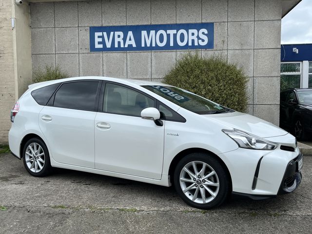Image for 2016 Toyota Prius Alpha 7 SEATER AUTOMATIC HYBRID 1.8 PETROL //LOW MILES//KEYLESS ENTRY//REVERSE CAMERA//ADAPTIVE CRUISE CONTROL//