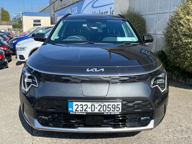 Image for 2023 Kia Niro EV K4 64KWH ELECTRIC //TOP SPEC//FULL LEATHER HEATED AND COOLED ELECTRIC SEATS//HEATED STEERING WHEEL//SAT NAV//REVERSE CAMERA//ADAPTIVE CRUISE CONTROL//HEAD UP DISPLAY//