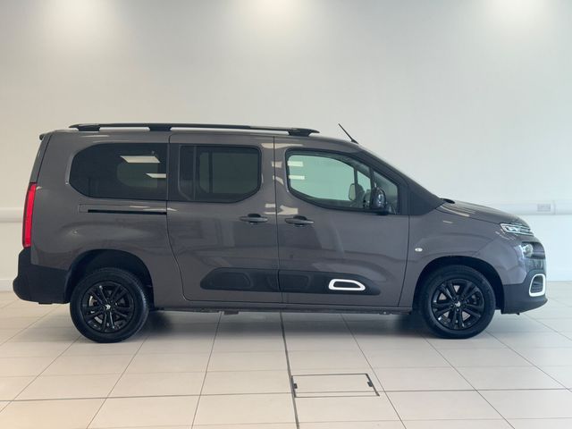 Image for 2023 Citroen Berlingo FEEL PACK BlueHDi 100 LWB 5 seats 6MT