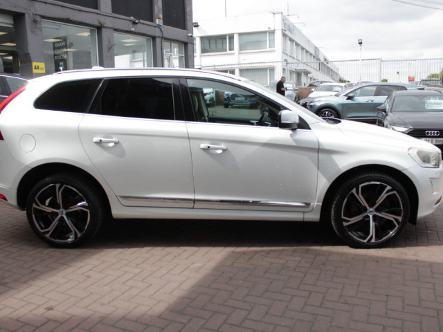 Image for 2016 Volvo XC60 2.0D4 SE LUXURY EDITION 5DR ESTATE AUTO // HUGE SPEC WITH PANORAMIC SUNROOF // BUY WITH CONFIDENCE AA AND SIMI APPROVED DEALER 2026 // FINANCE ARRANGED // ALL TRADE INS WELCOME // 