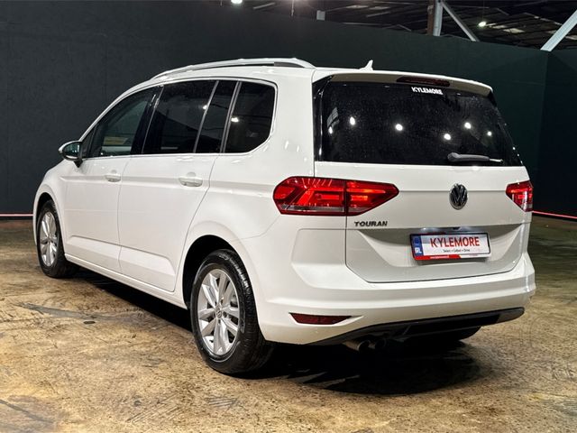 Image for 2019 Volkswagen Touran TSI COMFORT LINE - 7 SEATER - FACTORY ALLOYS - REAR CAMERA - CRUISE CONTROL