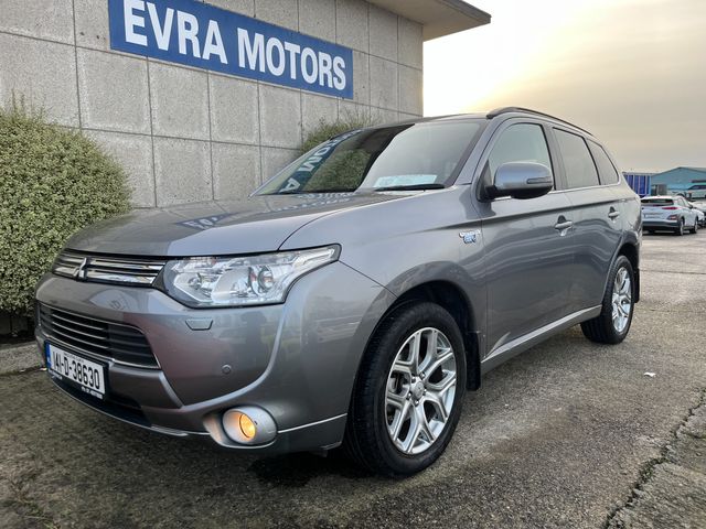 Image for 2014 Mitsubishi Outlander GX4H AUTOMATIC 2.0 PHEV PETROL //HIGH SPEC//SUNROOF//FULL LEATHER//REVERSE CAMERA//