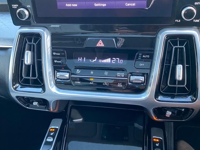 Image for 2022 Kia Sorento Phev K4 Auto 7 Seater **Only 45, 000kms **SPECTACULAR CONDITION**Top Spec, Glass Roof, Reversing Camera, Selectable Drive Mode, Bluetooth, Media Connection, Remote Boot release, Apple Car play 